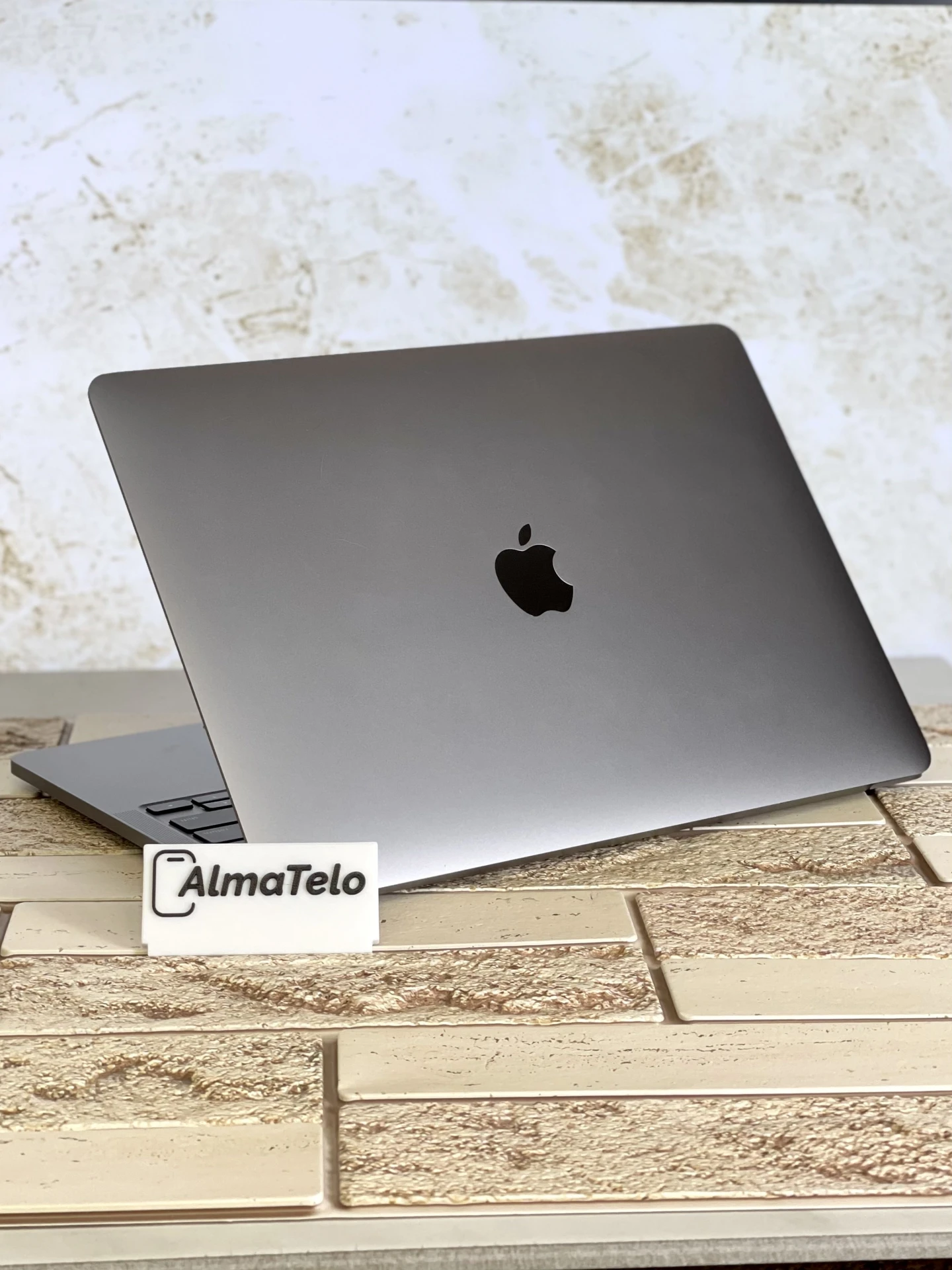 Apple Macbook PRO M1 256 GB Space Gray - 190 ciklus