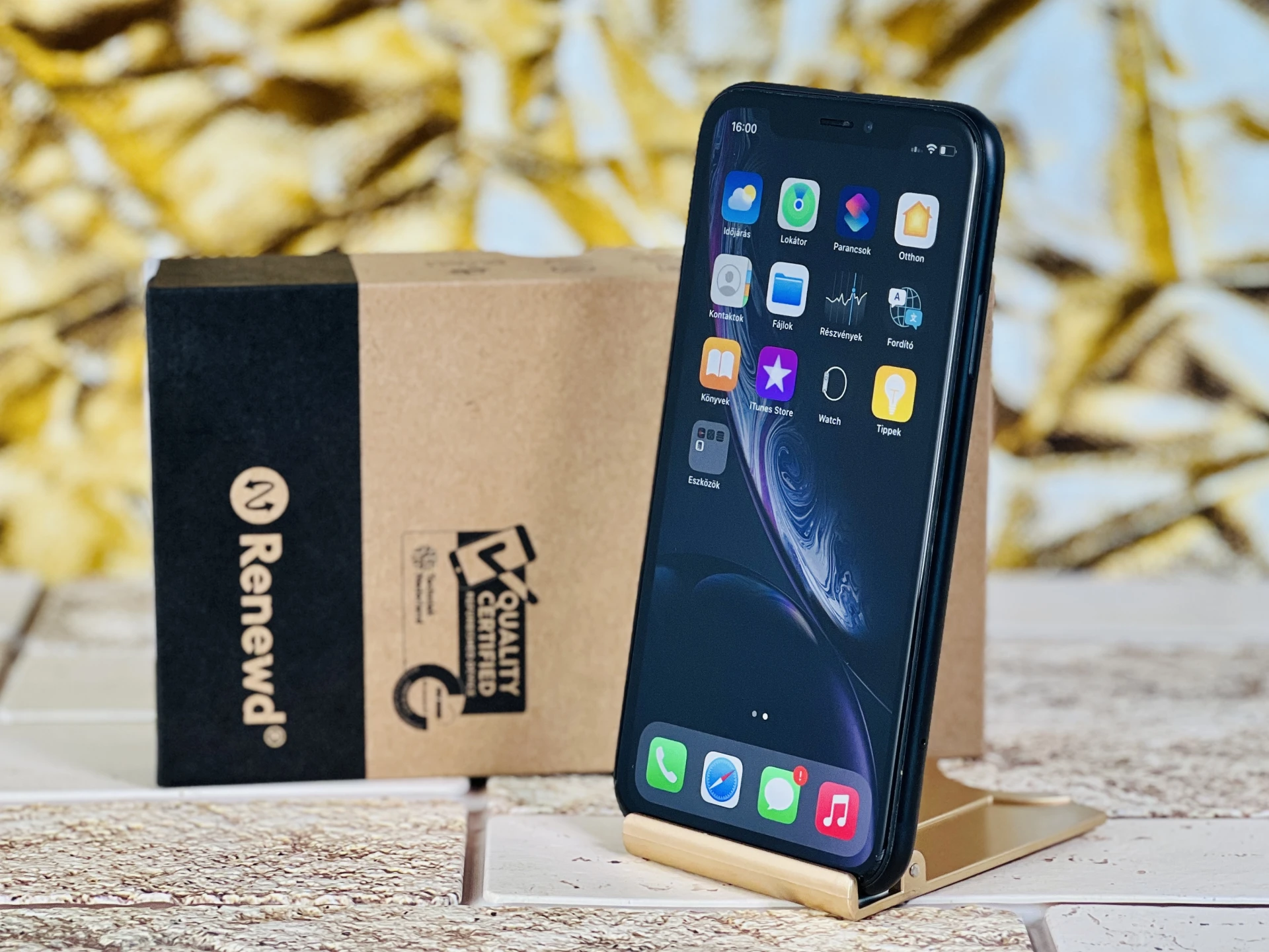 Apple Felújított Renewd iPhone XR 64 GB Black - 100% akku